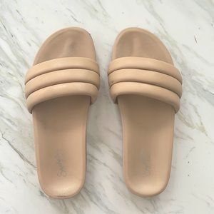 Seychelles Low Key Slide Sandals